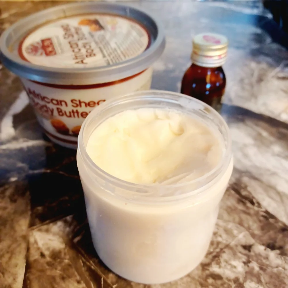 DIY Natural Skincare Tips for Traveling